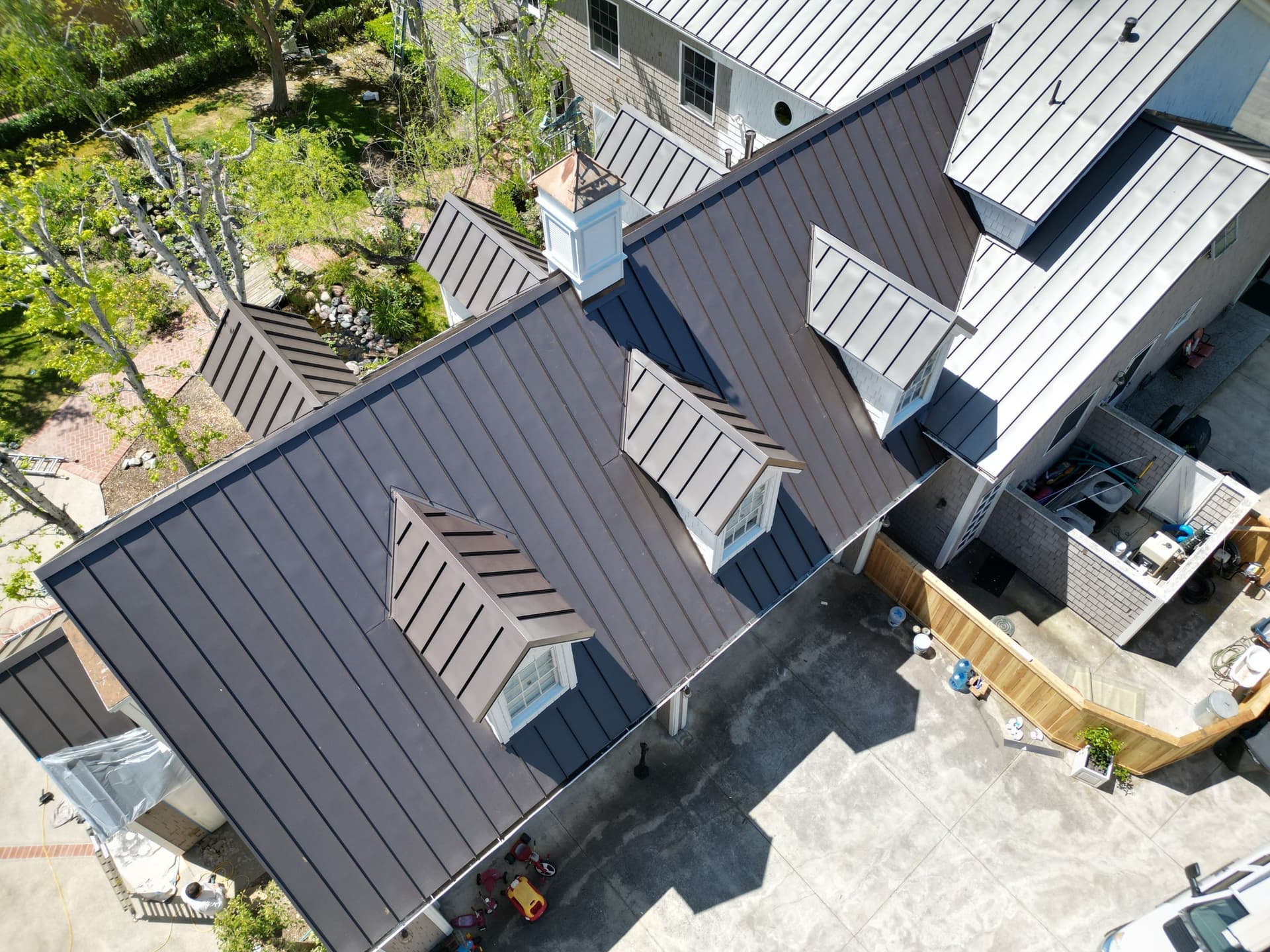 Gallery photos for Standing-Seam Metal Roof (Antique color) installation in San Juan Capistrano: Image #15