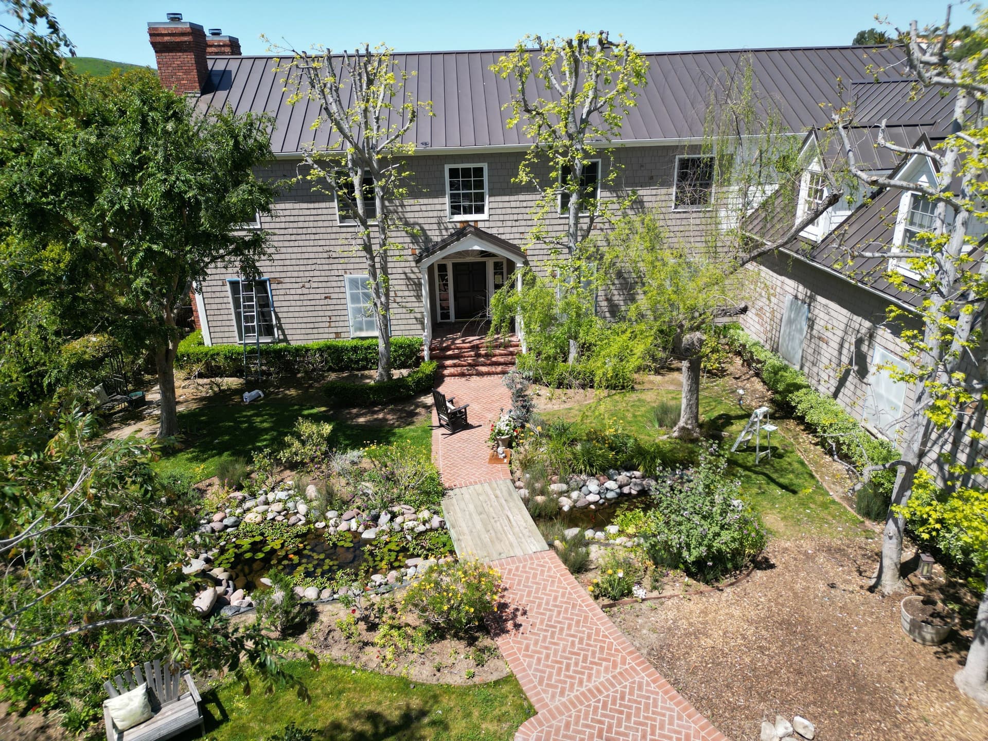 Gallery photos for Standing-Seam Metal Roof (Antique color) installation in San Juan Capistrano: Image #16