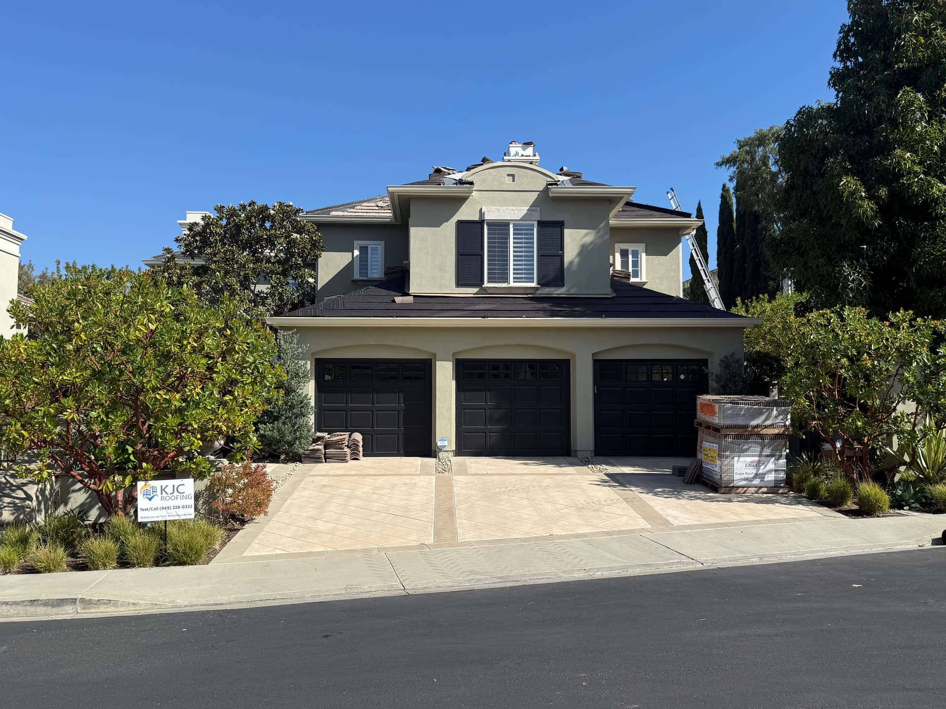 Gallery photos for Roofing Excellence in Newport Coast: Image #2
