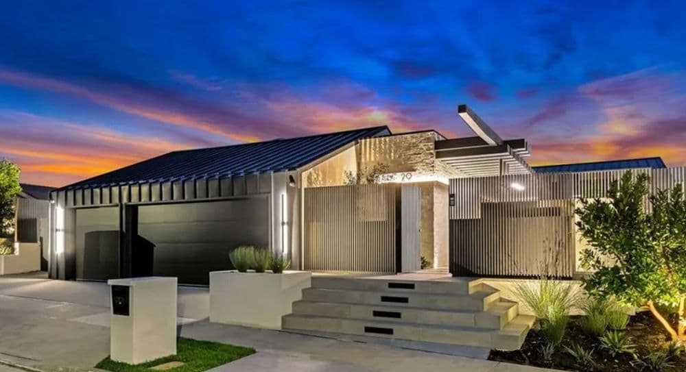 Gallery photos for Standing-Seam Metal Roof in Corona Del Mar, CA: Image #5